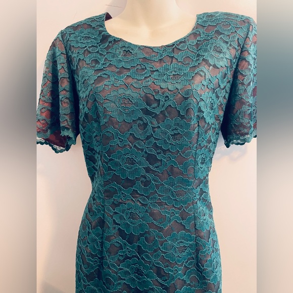 MY MICHELLE Women's Vintage green lace dress size 7/8 - Picture 2 of 4